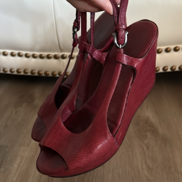 Roberto Del Carlo Elegant Red Women's Wedge Sandals - Picture 1 of 9
